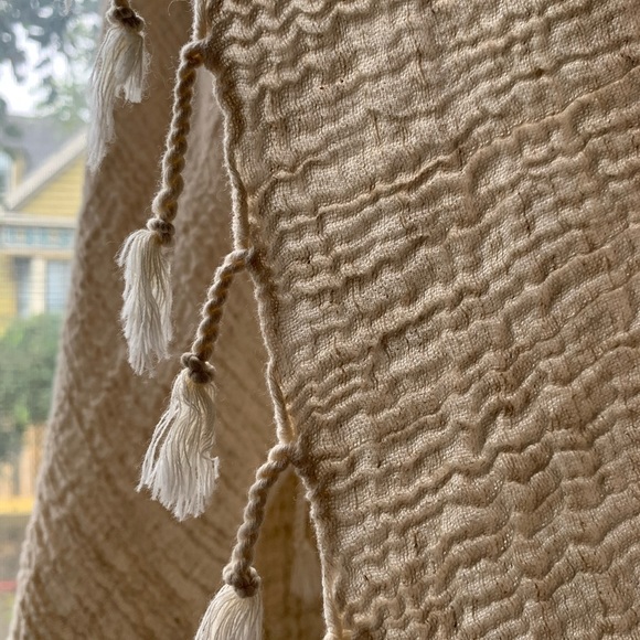 Beautiful Handmade throw~ - Picture 8 of 15